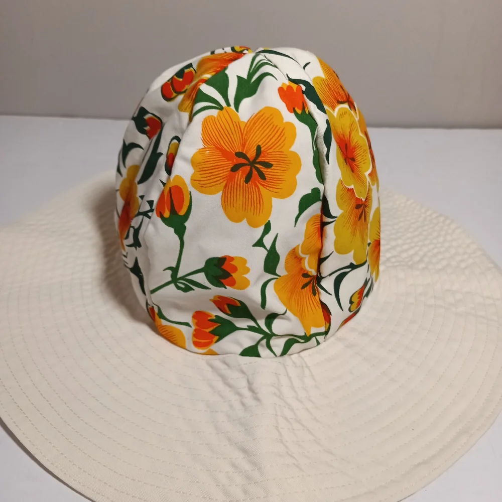 Vintage the bagshaws of St. lucia WI bucket hat Floral - Picture 7 of 7